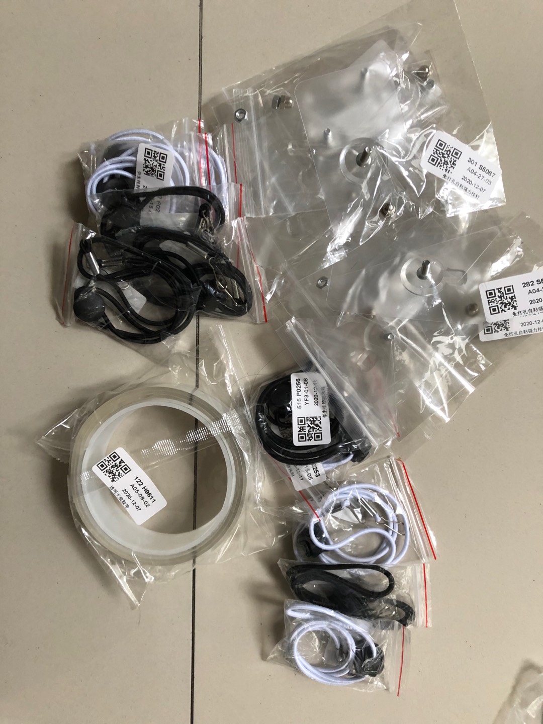 Nano Double Sided Tape Reusable / Multifunction Removable Washable Traceless Gel Grip Tape/clear Sticky Adhesive Non-slip Mounting Tape Heavy Duty For Home/office Fix Carpet Mats