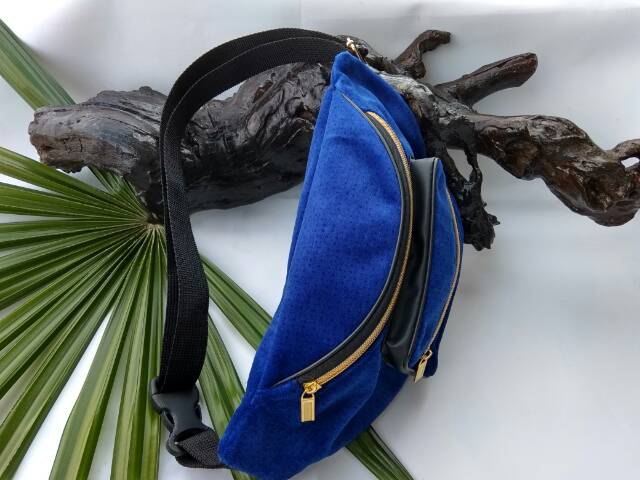 Waistbag bludru velvet biru