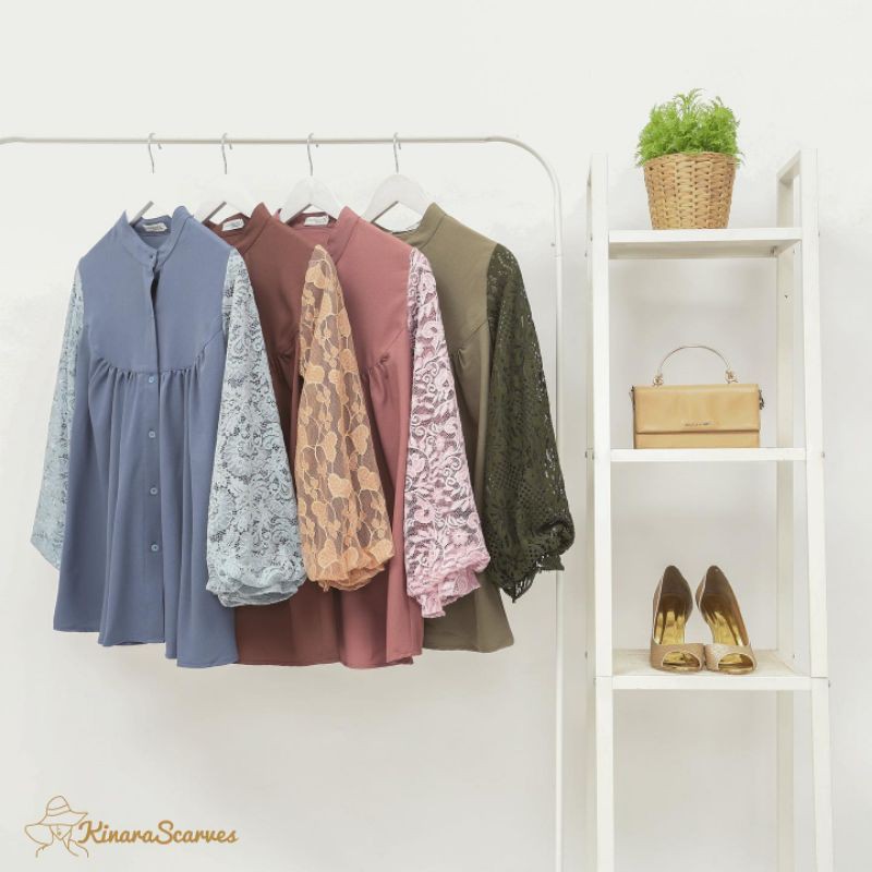 Blouse Brocade by Kinarascarves