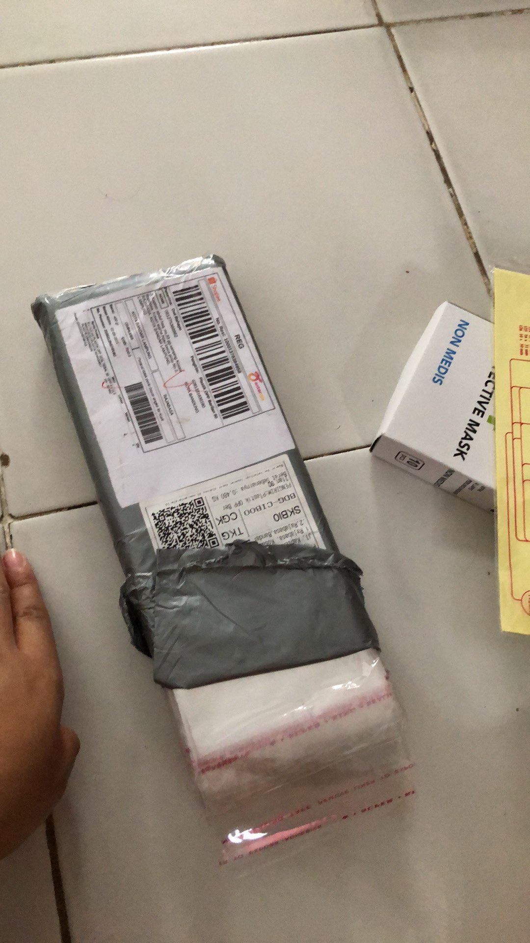 9 X 21,5 Cm Plastik Opp Seal Tebal 30 Micron (0,5) / Plastik Kemasan / Plastik Undangan