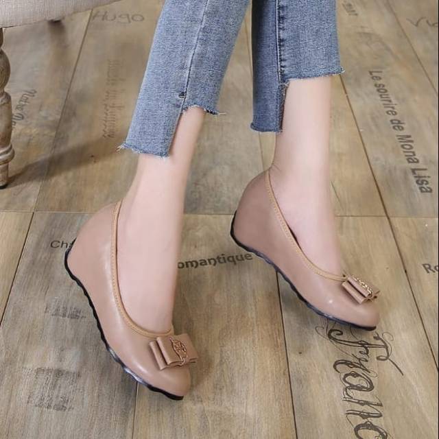 TORY BURCH WEDGES SHOES