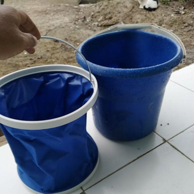 Ember Lipat 11 Liter Folding Bucket Fishing Cuci Mobil Camping