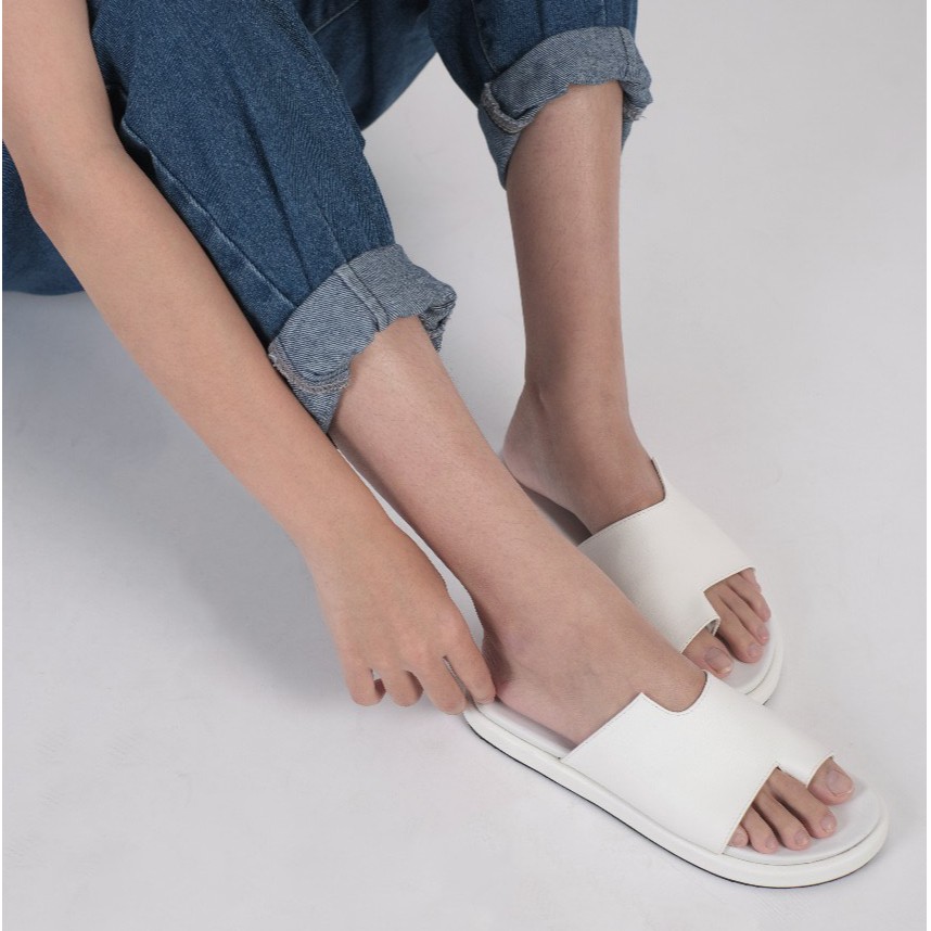 PREORDER MOI SANDALS