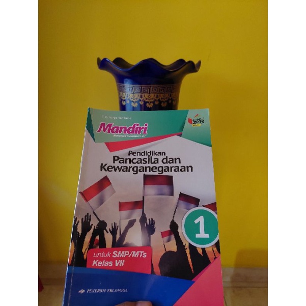 

Buku PPkn Erlangga kelas 7