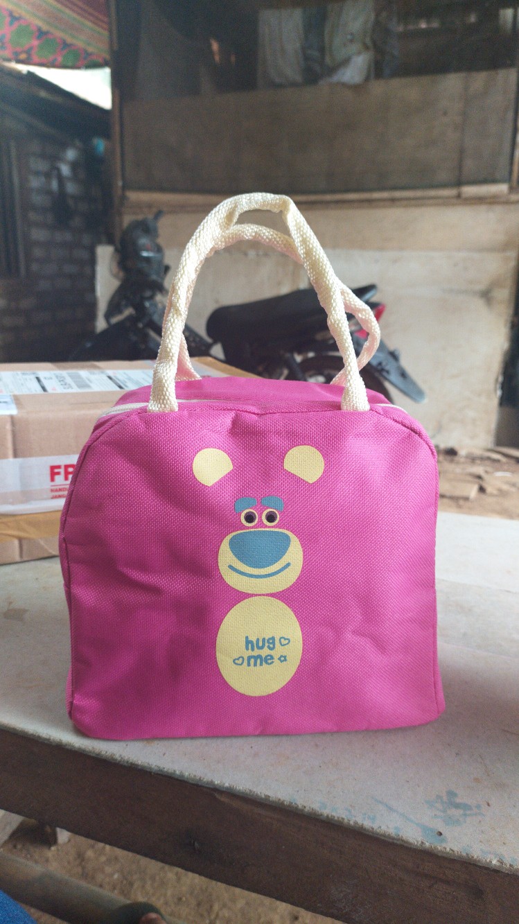 Tas Bekal Makan Tas Iconic Tas Serbaguna Karakter Motif Bear Beruang