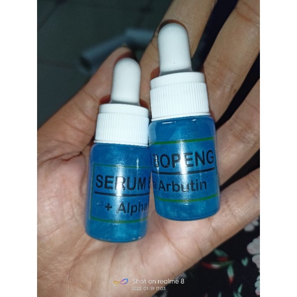 SERUM BOPENG BEKAS JERAWAT PLUS ALPHA ARBUTIN EXTRA WHITENING.