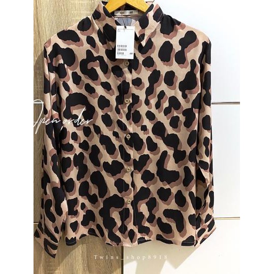 

❇ Kemeja leopard seris 2 free paperbag ✯