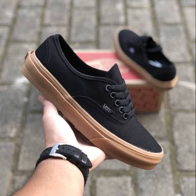 vans authentic black gum original