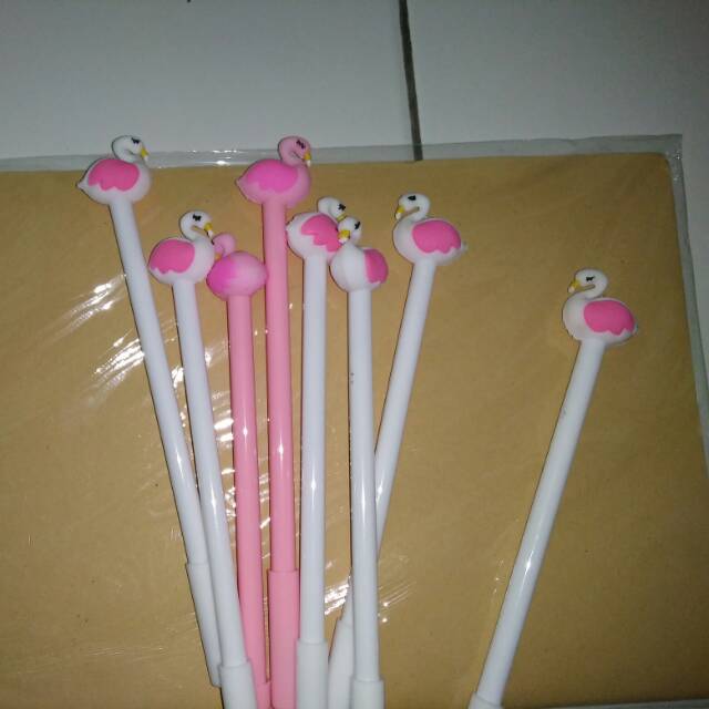 

Pulpen flaminggo Ready Stock