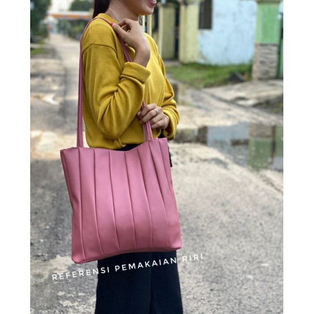 tas wanita totabag  Riri bag 30x 29 cm