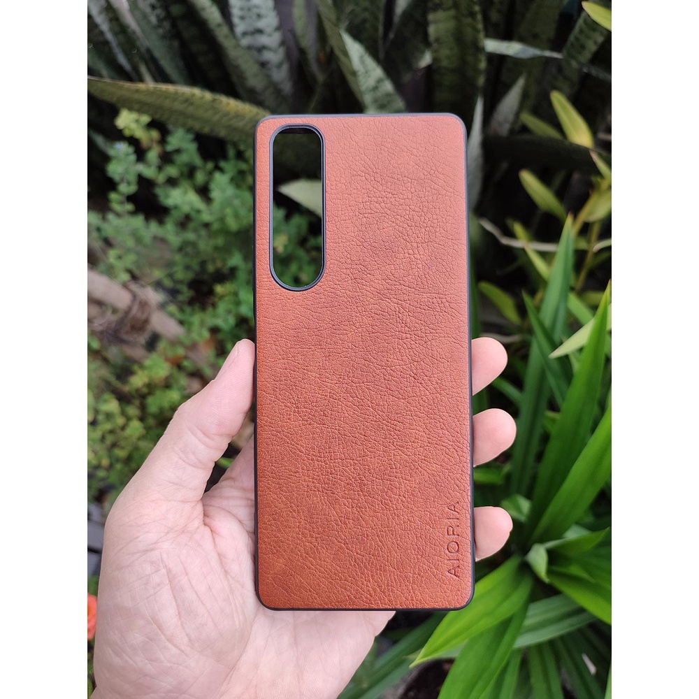 Luxury Leather Hard Case Casing Sony Xperia 1 iii AIORIA Hybrid Bumper
