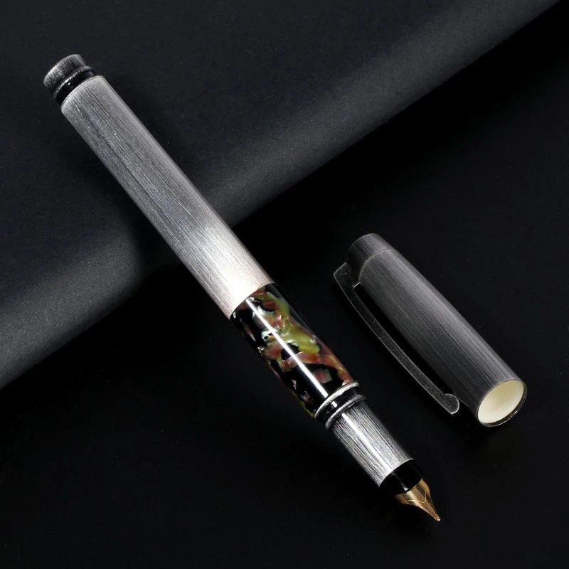 

Free Ongkir ya New Luxury Splice Fountain Pen Delicate Medium Nib 0.7mm Signature Pens Business