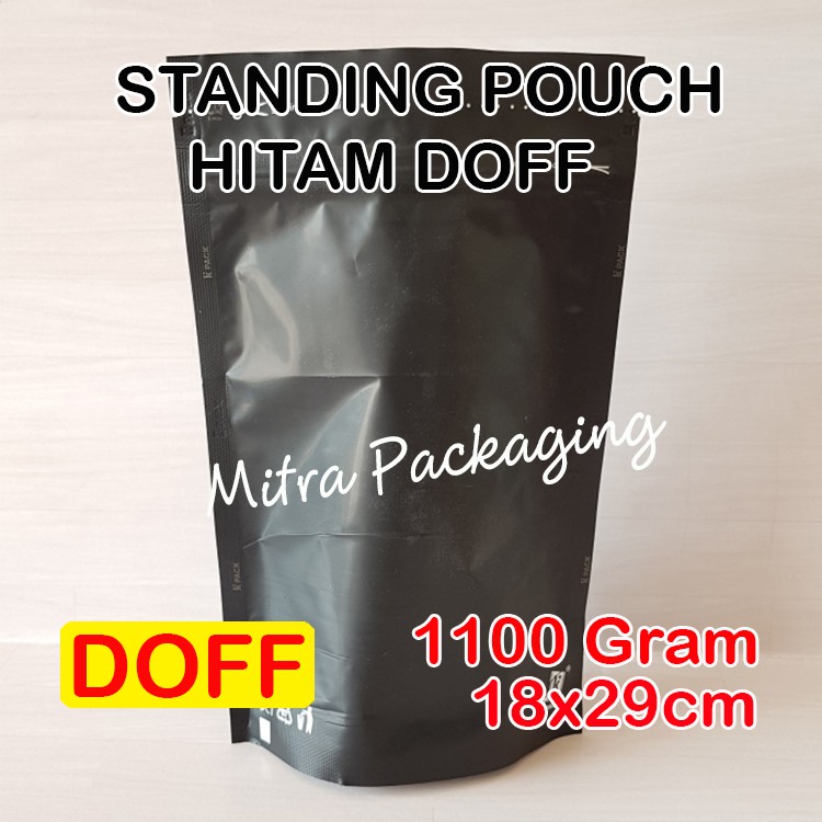 

KPACK KEMASAN KOPI 500 STANDING POUCH HITAM DOFF 1100 + ZIPPER (18x29cm)