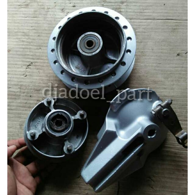 tromol belakang set karisma kirana original