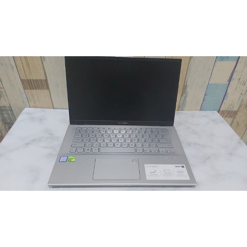 LAPTOP Asus vivobook A412F Core i7