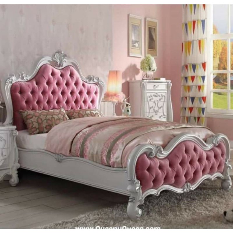 dipan ukir sofa mewah/ranjang ukir jepara.