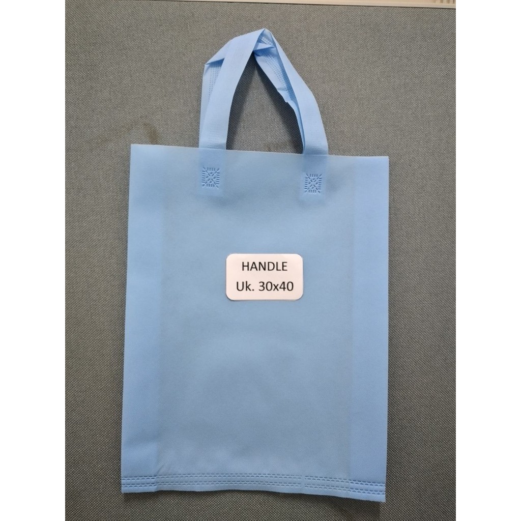 

GOODIE BAG SPUNBOND HANDLE 30x40 (Lusinan) / Tas Belanja Murah / Kantong Belanja / Tas Souvenir