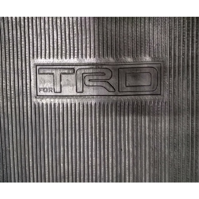 Karpet Mobil Universal TRD Car Mat Karet Tebal Keset Lantai Anti Slip - Karpet TRD Alas Kaki Karet Universal Hitam BIASA