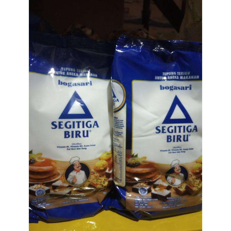 

Tepung segitiga biru 1 kg