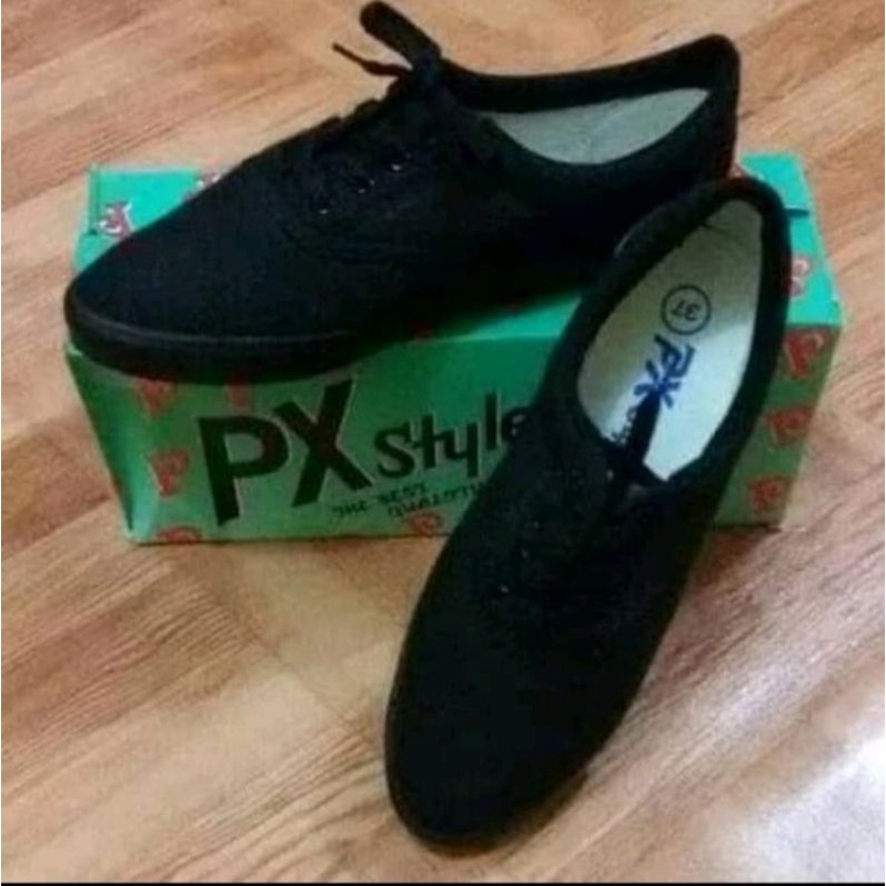 Sepatu Canvas Wanita / Sepatu Wanita PX Slyle Putih polos dan Hitam polos