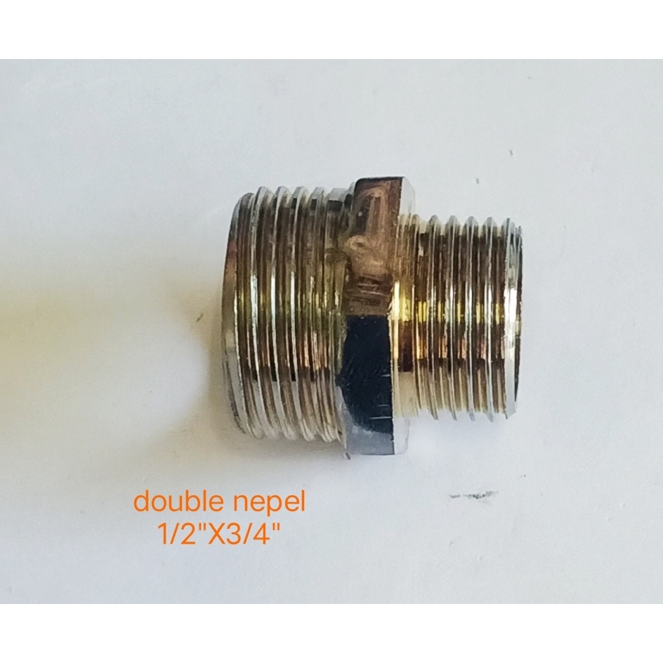 Double nepel 1/2"x3/4" KUNINGAN