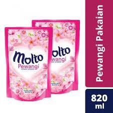 Molto Pewangi F.Shower Rfl 820ml