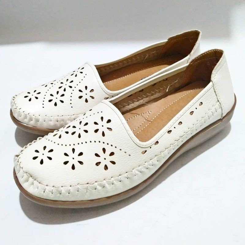 SPALETTI Sepatu Wanita - Sepatu Kulit - Sepatu Impor