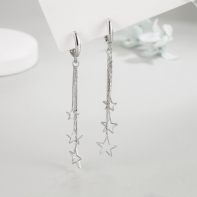 Anting Rumbai Panjang Bentuk Bintang Model Hollow Tiga Tingkat Warna Silver Untuk Wanita