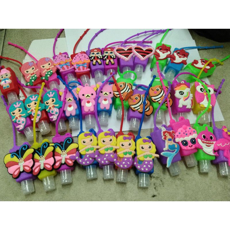 hand sanitizer gantungan tas termasuk isi nya