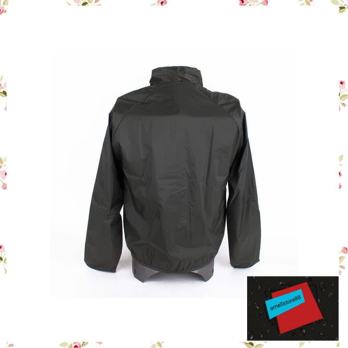 Jaket Pria parasut parka gunung Lari Kalibre Running Kalibre Hitam WE31