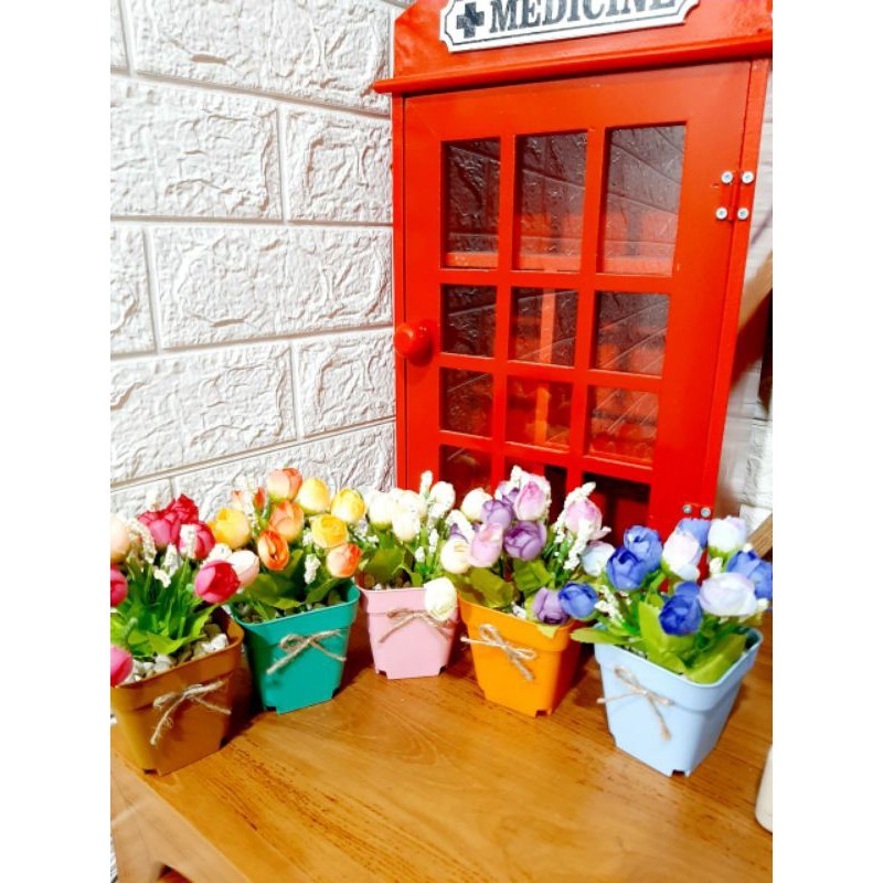 bunga hias tulip plastik mini dan pot kotak