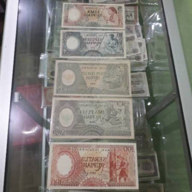 Uang kuno seri pekerja 5 sampai 100 rupiah
