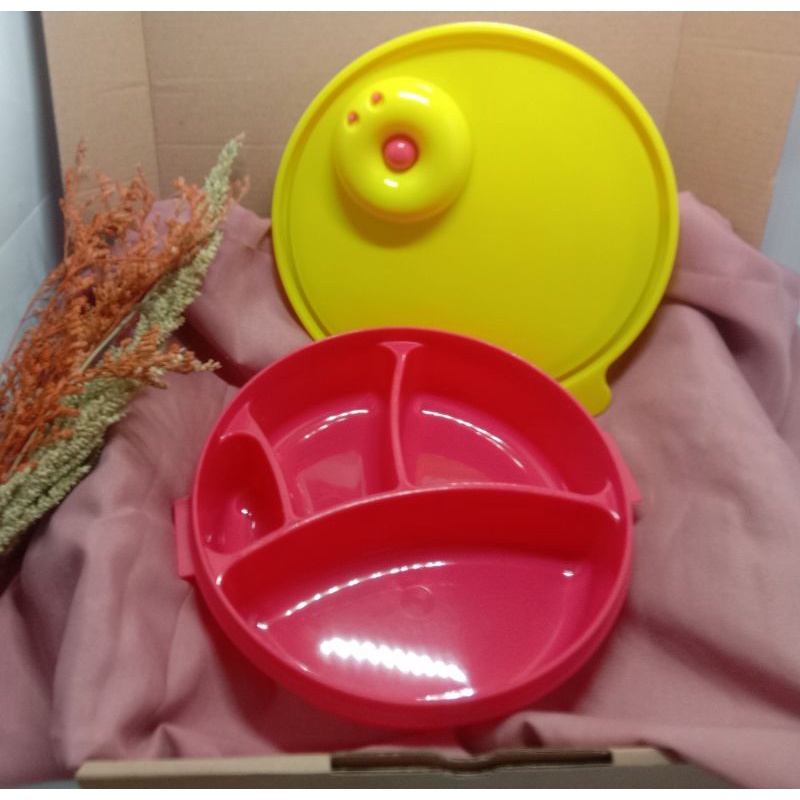 Tempat bekal plastik / tempat makanan / lunch box/  tempat bekal murah