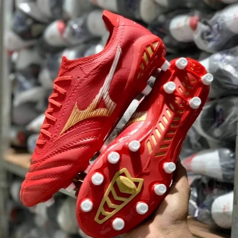 Sepatu Bola Mizuno Morelia Neo 3 Beta Red Gold