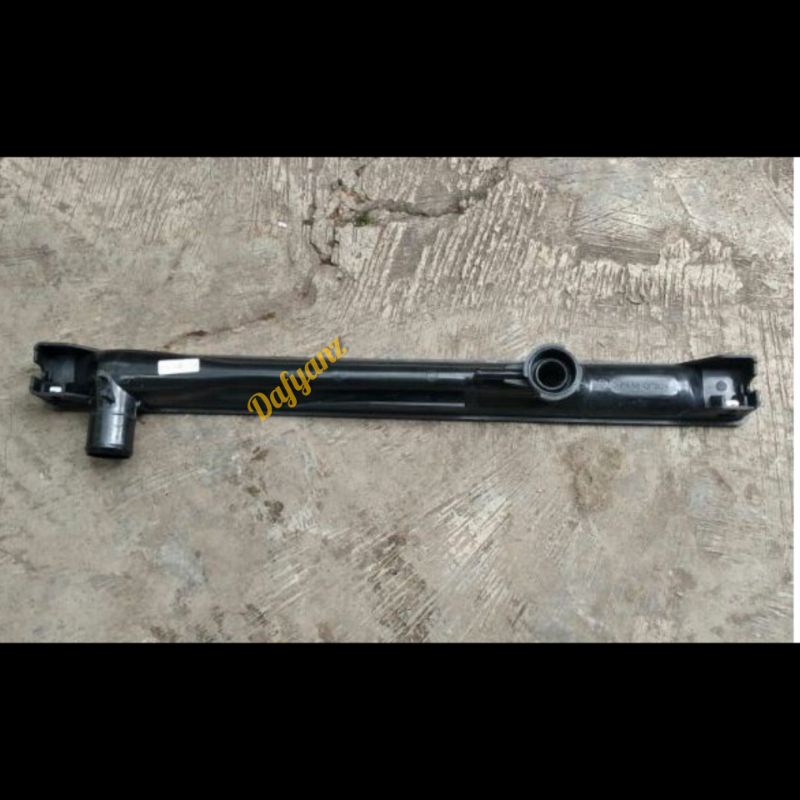 Uppertank Radiator Escudo 2.0 tahun 2000-2005