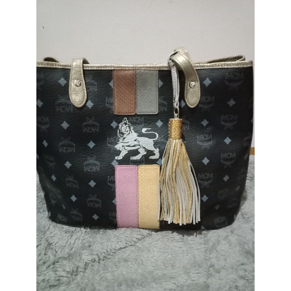 mcm lion princess tote