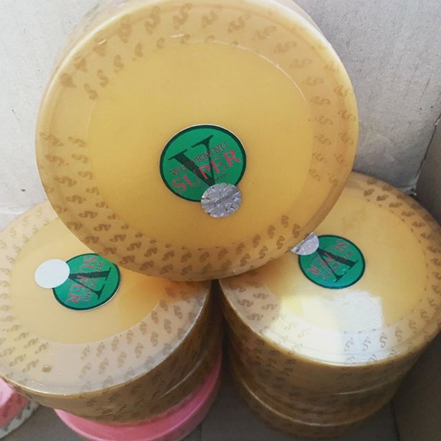 Hb Extra Whitening/Extra White Gold