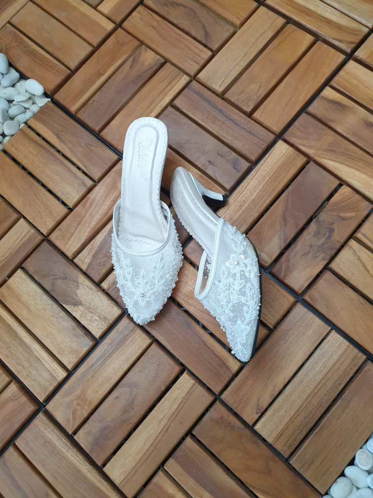 Decking Tile Lantai Kayu / Ubin Kayu / Parquet Harga Spesial