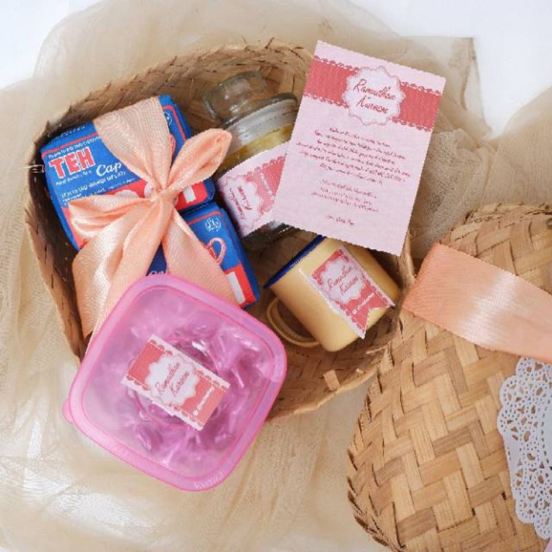 

Hampers teh unik kado ulang tahun wedding lebaran