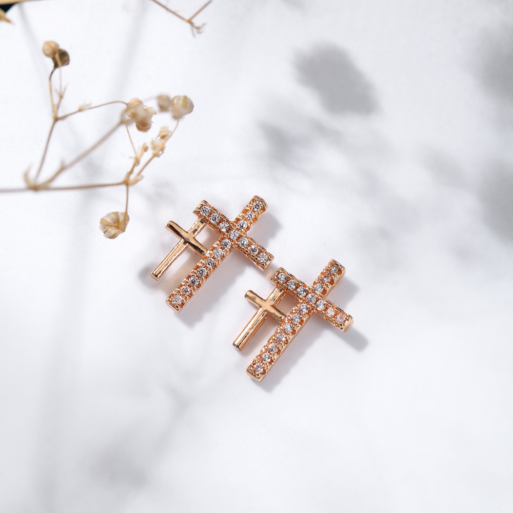 Anting Wanita Korea Anting Wanita Anti Karat Anting Tusuk Titanium Anting Wanita Murah D134-D247