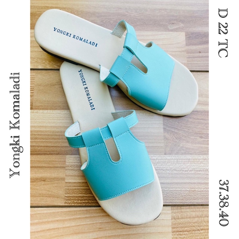 sandal yongki d22tc