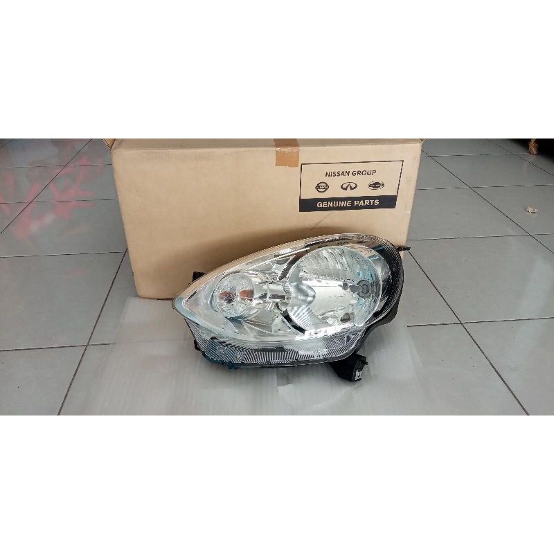 HEADLAMP / LAMPU DEPAN (KIRI) NISSAN MARCH 2017