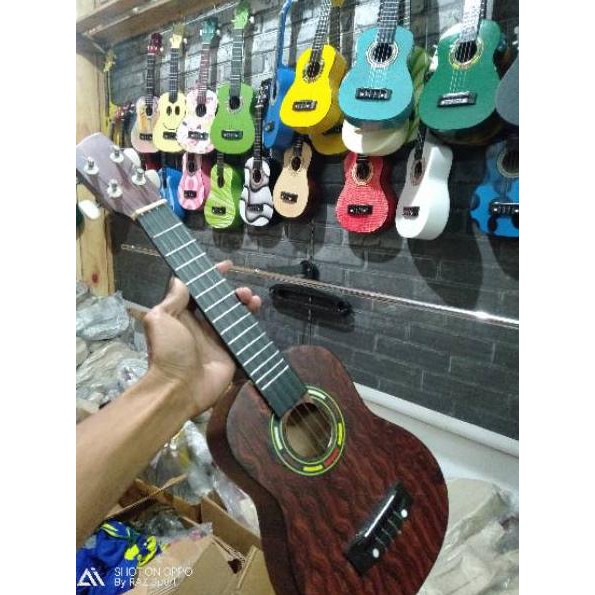 Menarik.. Ukulele kentrung senar 3 Dan 4 alat musik ukulele TERMURAH BONUS PICk