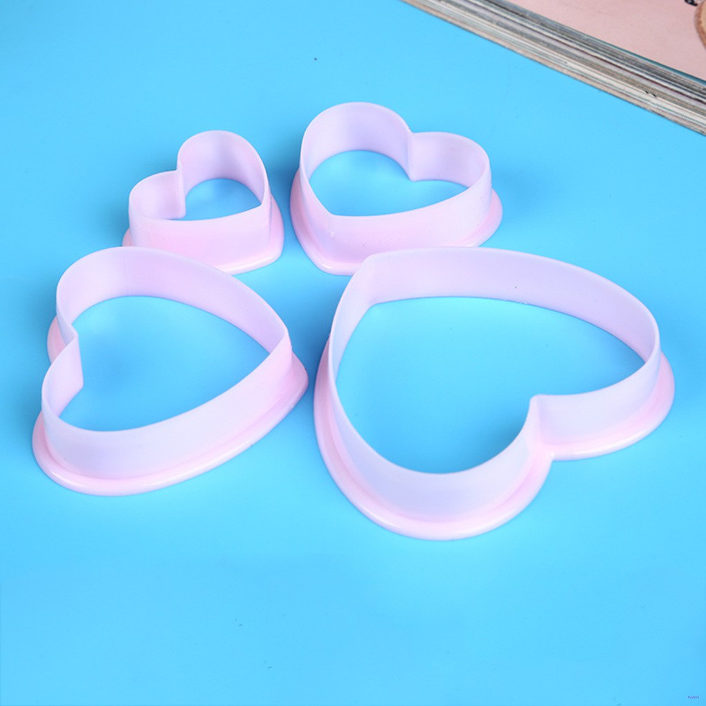 [READY STOCK] 4pcs Plastic Heart Pattern Cutting Dies Mold Set Cookie Moulds Set Cake Cutters Baking Tools