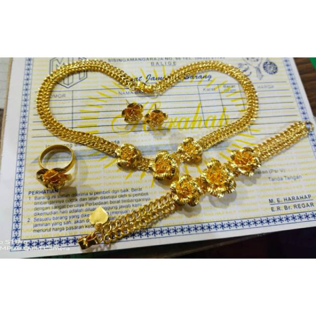 SET BUNGA MAWAR  EMAS LM/LONDON 24K KADAR 99,99% - EMAS LONDON MEDAN