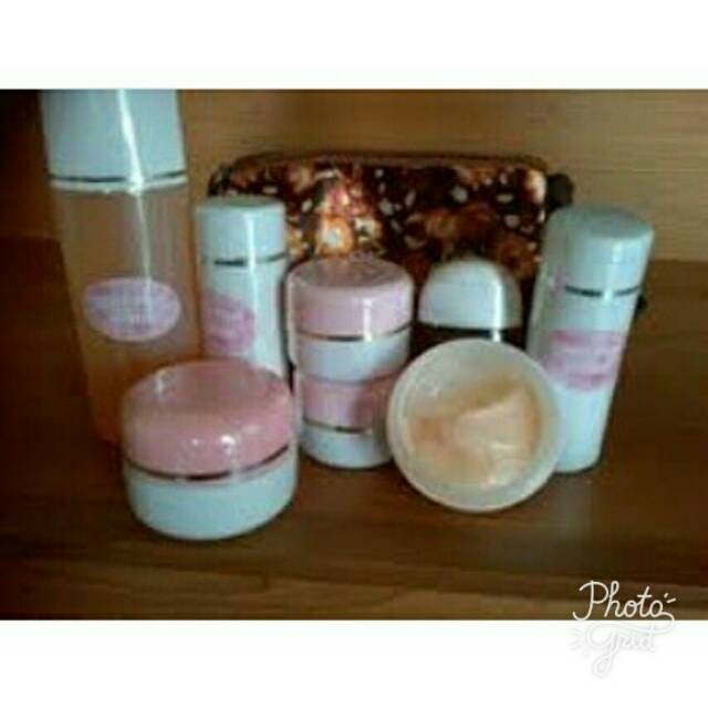 Cream HN asli