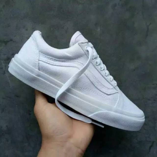 SEPATU43 VANS OLDSKOOL FULL WHITE HITAM POLOS WHITE PUTIH AUTHENTIC ERA SK8a