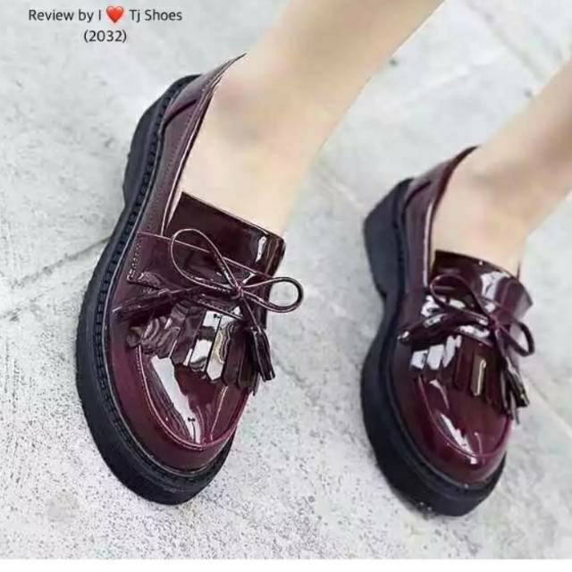 docmart g_tsel /Sepatu Docmart Wanita/sepatu loafers wanita/terlaris/bestseller/[BISA COD]