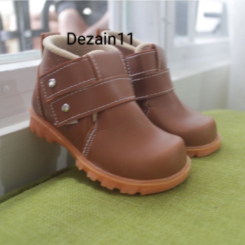 sepatu boot anak murah/sepatu balita/sepatu sneaker anak