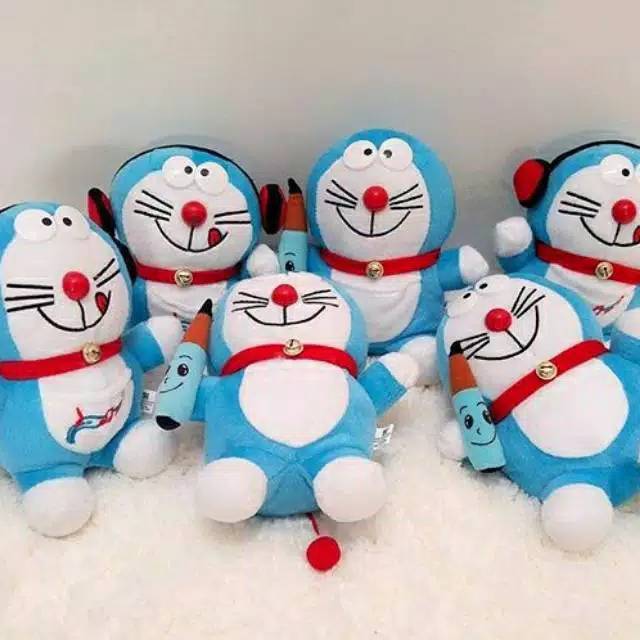 Boneka doraemon SNI